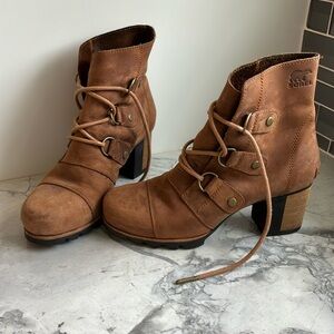Sorel tan leather women's boots, size 8.5